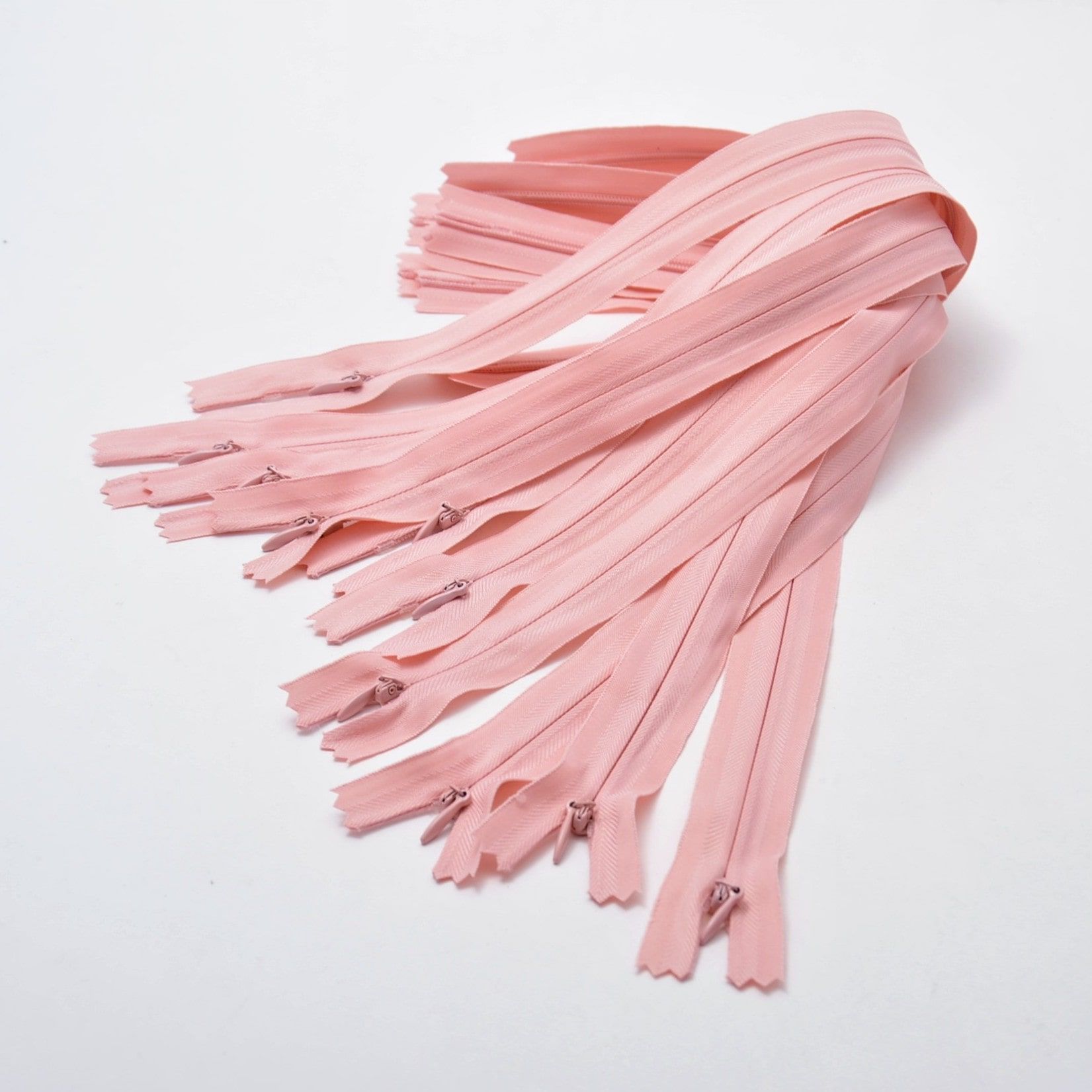 Trimz invisible/concealed zips pink
