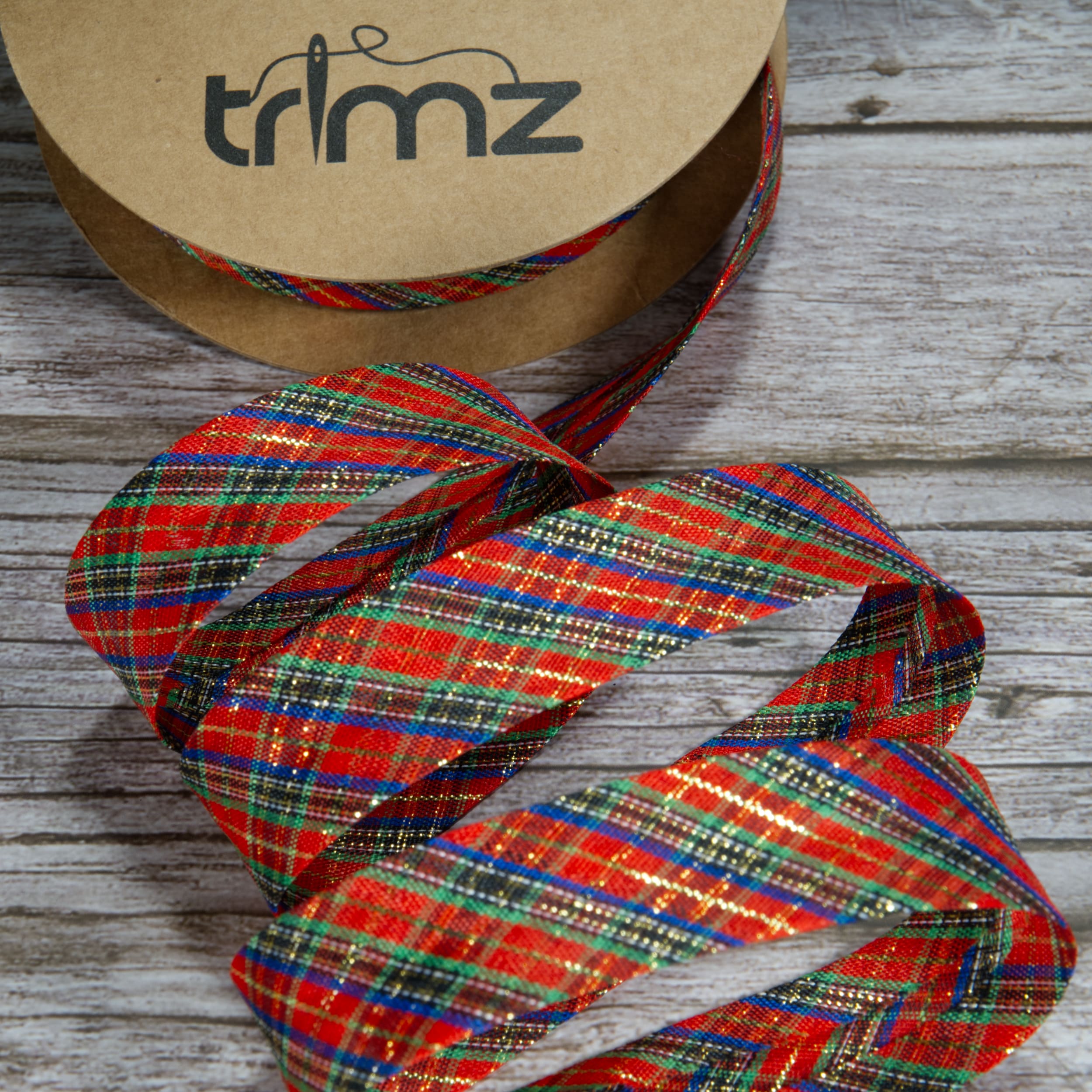 Tartan bias binding 25mm x 20m reel - Red/ Green/ Blue/ Gold Close up
